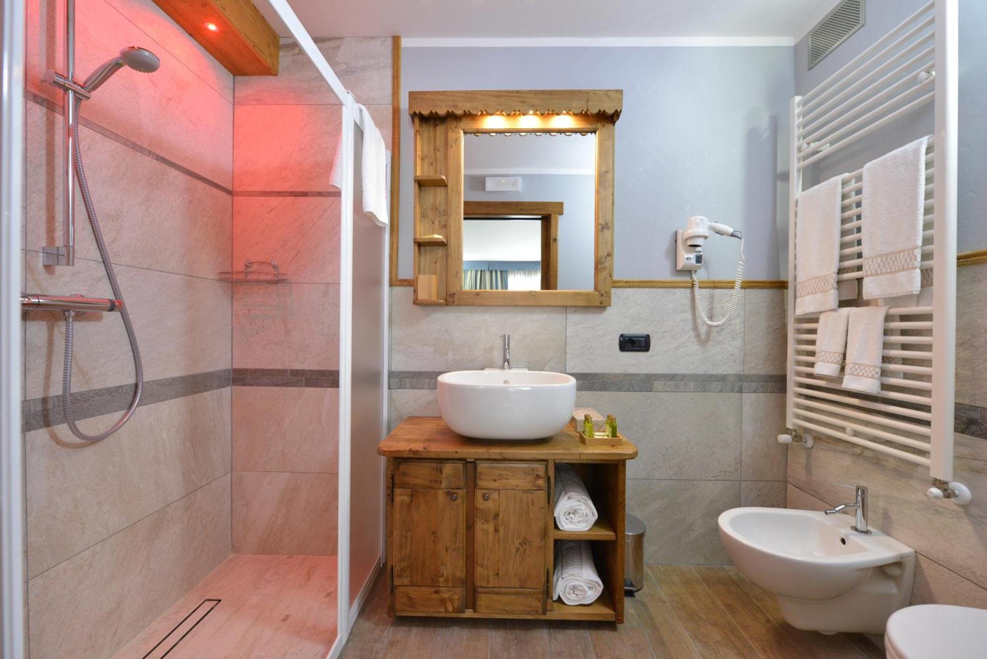 Mollino Rooms Breuil-Cervinia Exteriör bild