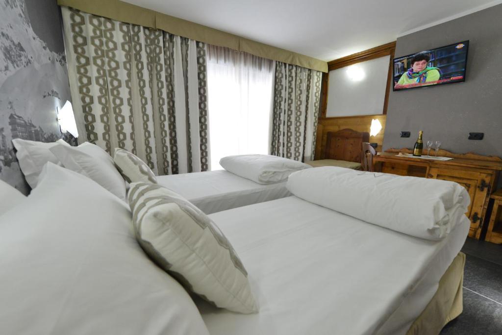 Mollino Rooms Breuil-Cervinia Exteriör bild