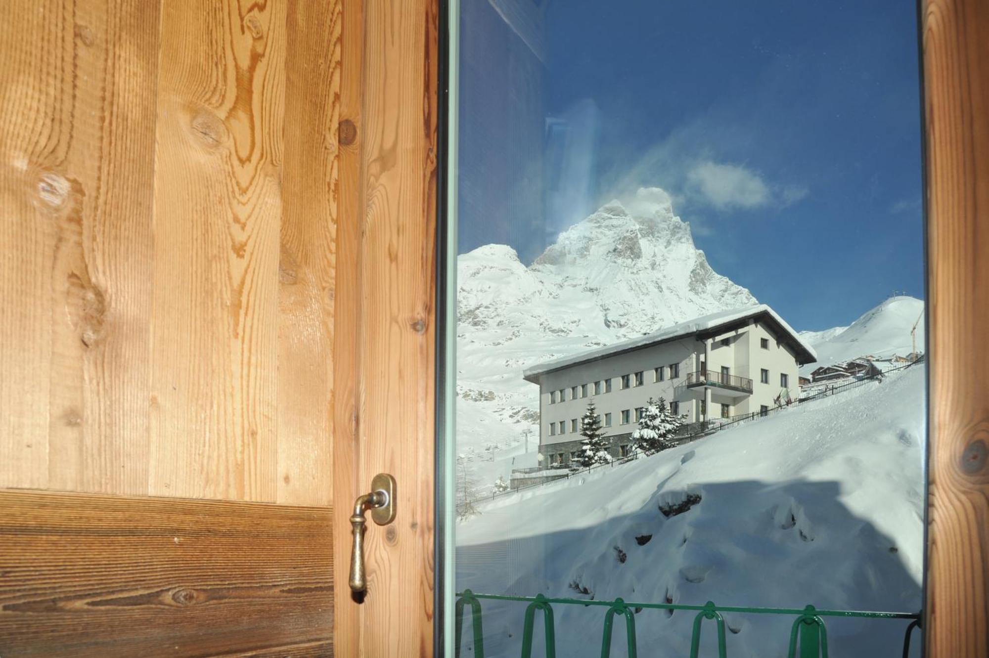 Mollino Rooms Breuil-Cervinia Exteriör bild