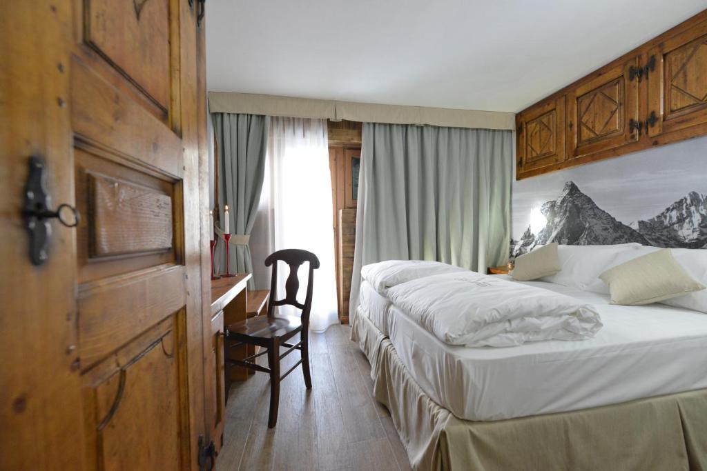 Mollino Rooms Breuil-Cervinia Rum bild