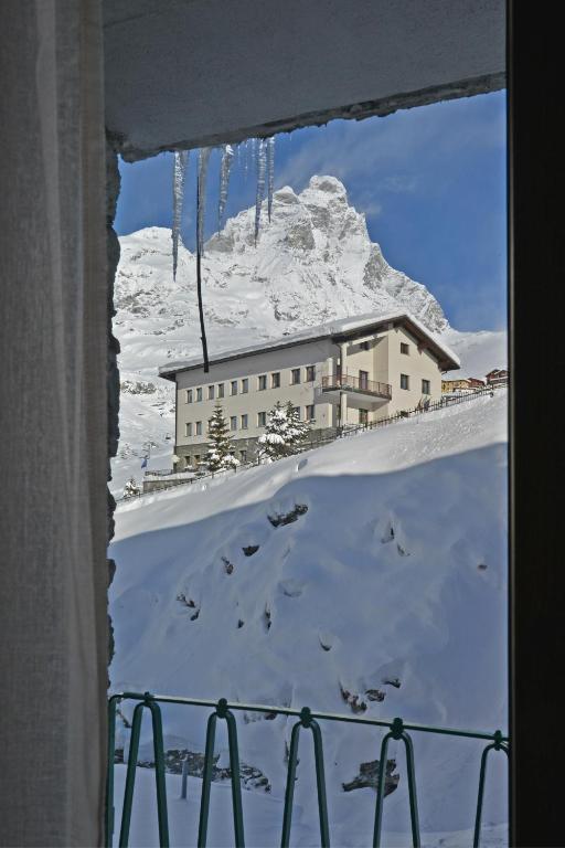 Mollino Rooms Breuil-Cervinia Rum bild