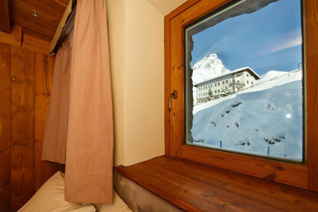 Mollino Rooms Breuil-Cervinia Rum bild